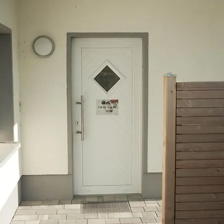 Haffhaeuser Am Stettiner Haff Haus 1 We 4 Golf Special Buchbar * Garz (Usedom)