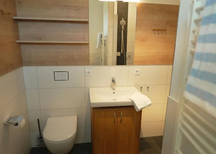 アパート Haffhaeuser Am Stettiner Haff Haus 1 We 4 Golf Special Buchbar *