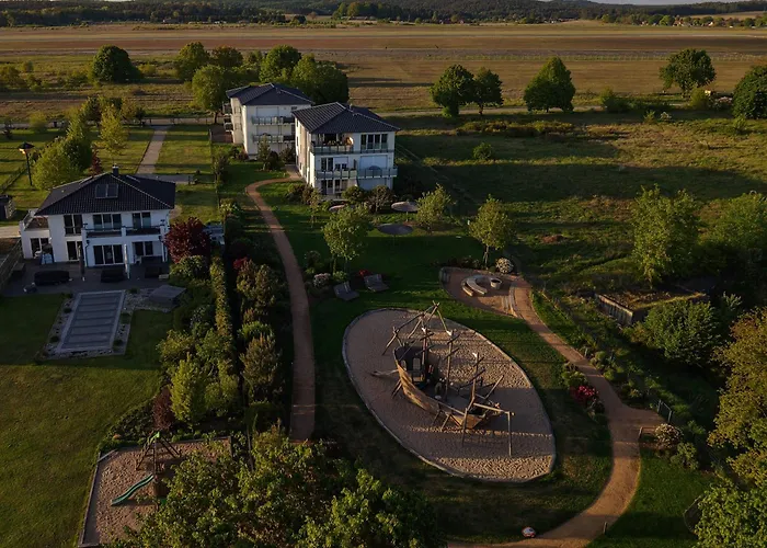 Haffhaeuser Am Stettiner Haff Haus 1 We 4 Golf Special Buchbar アパート *